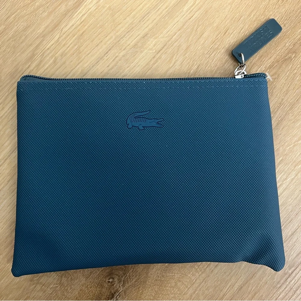 NEW Lacoste Dark Teal travel pouch - Picture 2 of 3